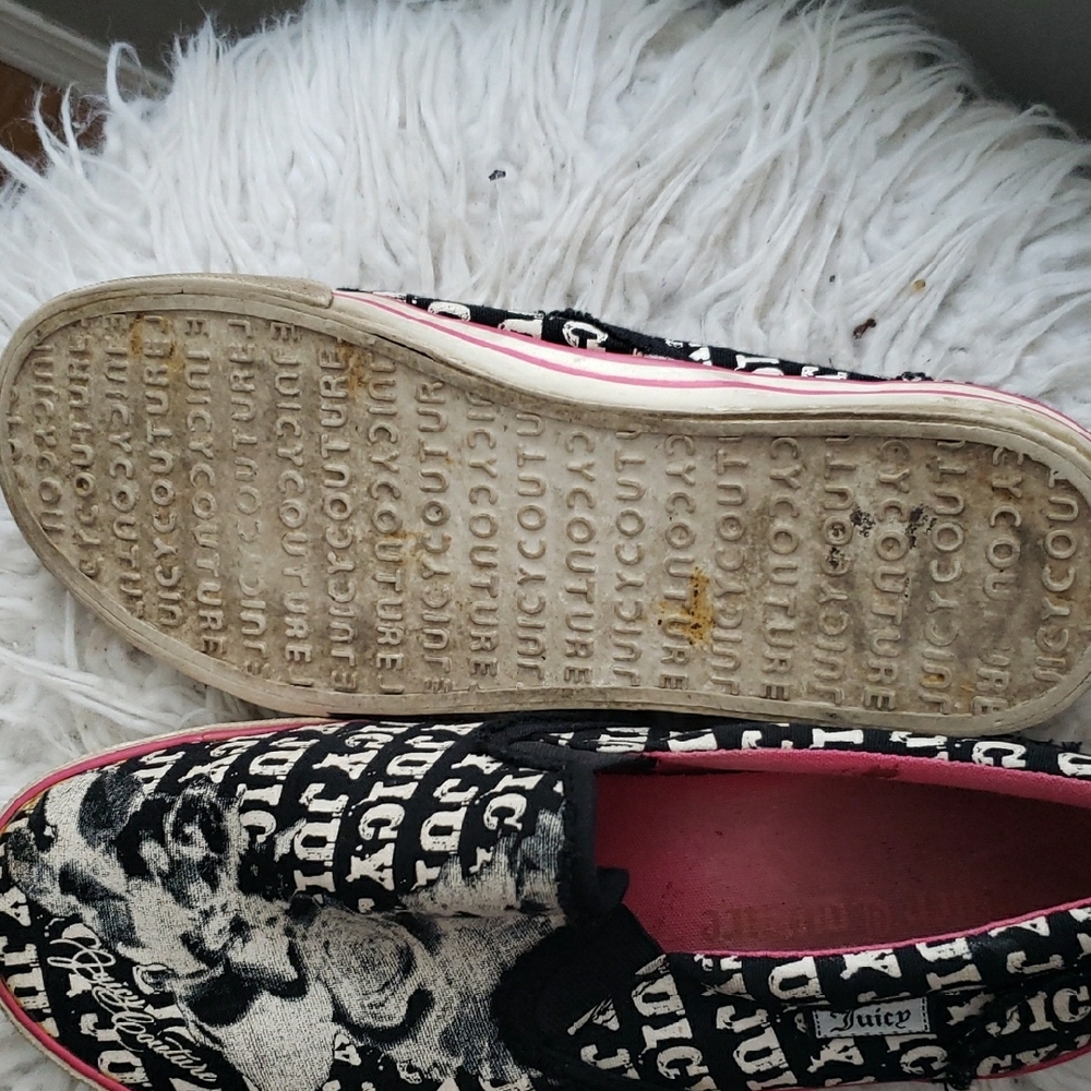 Juicy Couture Black and Pink Logo Slip-On Sneakers - Picture 4 of 5